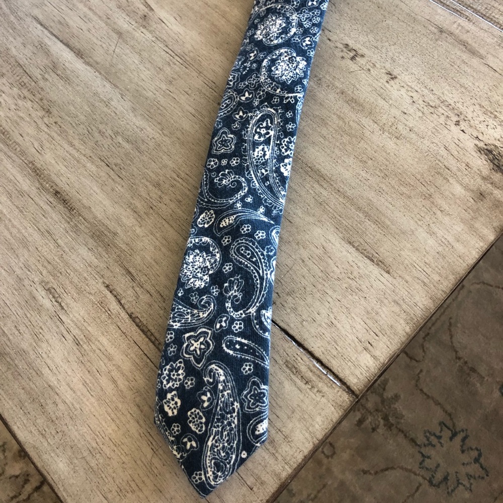 Penguin brand Men’s neck tie